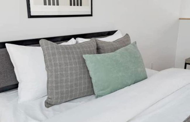 3 Bedroom Penthouse Great for Family Vacation - Photo 77