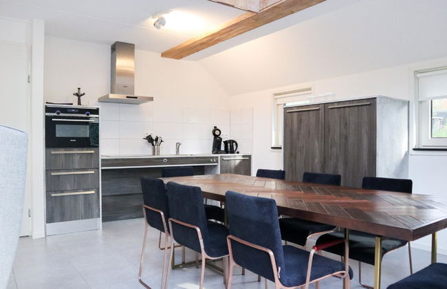 3 bedroom House in Arnhem with swimming pool and garden - Photo 3