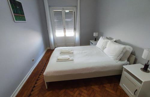 Lisbon traditional T2 with balcony in Damaia, Lisbon - Foto 22