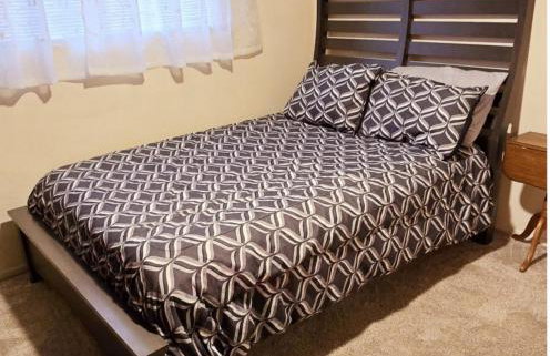 Hot Air Balloon Haven, Hot Tub, King Bed, Office, Foosball, Bball - Foto 31