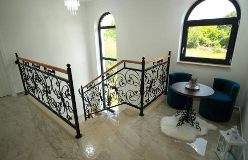 Luxury Villa Sara with Jacuzzi in Malinska - Foto 37