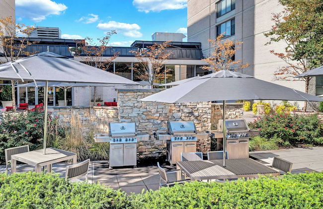 Immerse Yourself in This Beatiful Apt - Foto 35