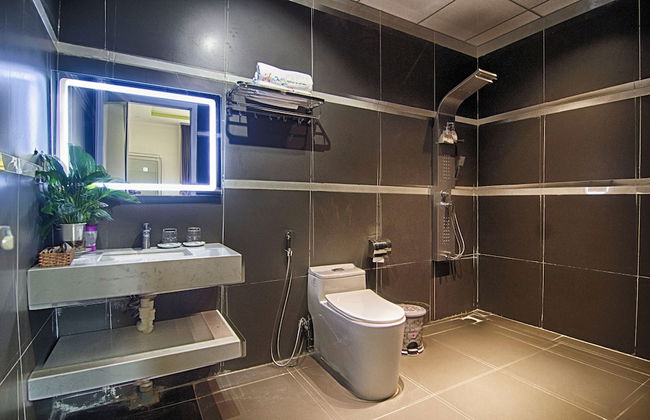 Hoa May Hotel - Photo 69