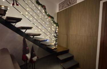 La farfalla del vicolo - Foto 60