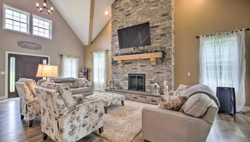 Upstate Hideaway with Hot Tub, 13 Mi to Malone! - Photo 4