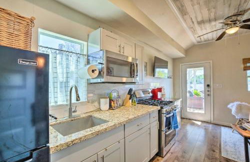 On-Site Lake Conroe Access - Updated Cabin Rental - Photo 9