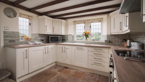 Crow Hall - Luxury Holiday Accommodation - Photo 2