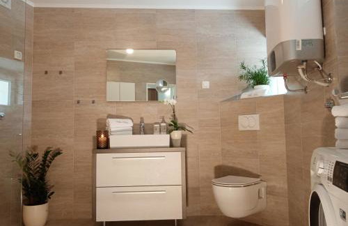 Villa Nona Tamara with Astonishing Sea & Mountains View - Foto 26