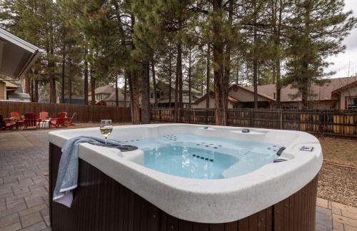 Flagstaff Retreat with Hot Tub - Foto 3