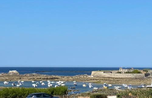 Studio 2 personnes superbe vue mer à 50m de la plage du Fort Bloqué - JULIAN - Foto 1