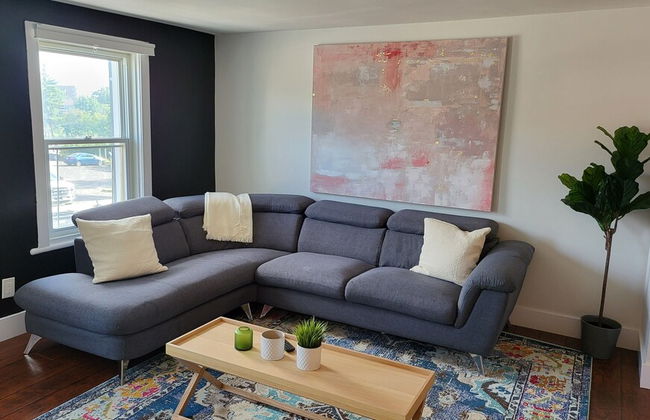 JstLikeHome - Old Ottawa - Photo 13