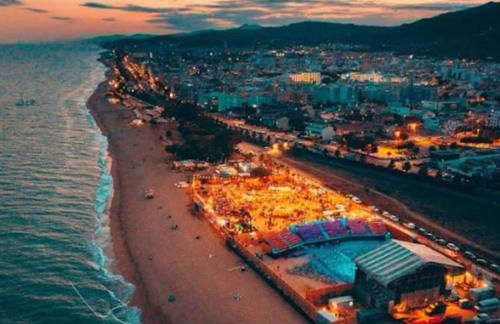 Private terrace 1BR apt - 4min walk to the beach - Foto 31