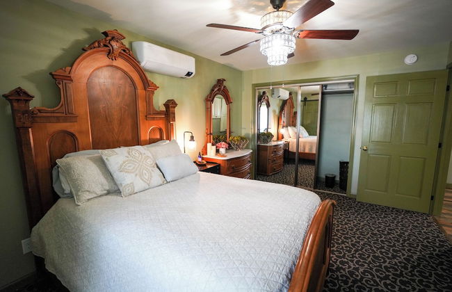 The Village at Houser's Crossing - Foto 28