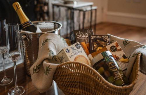 Stirling Townhouse Apartment Top - Photo 17