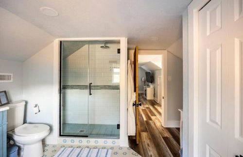 Riverside Relaxer w/Hot Tub+Fire Pit +Wifi & view - Foto 42