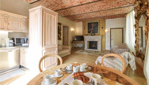 Nice Apartment In Santo Stefano Belbo - Photo 5