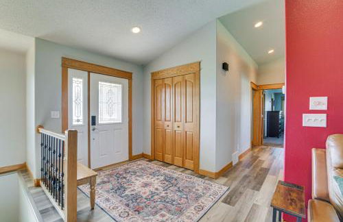 Hot Tub and Fenced Yard Spacious Fargo Home! - Foto 19