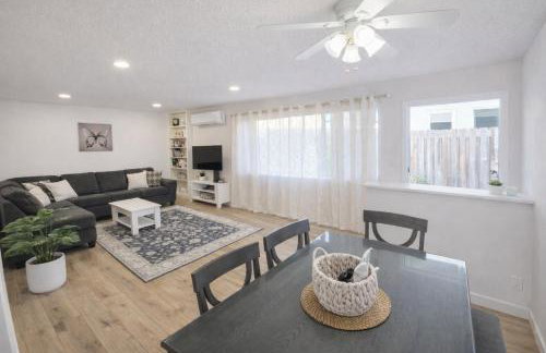 Stay in the Heart of Hillcrest! - Photo 42