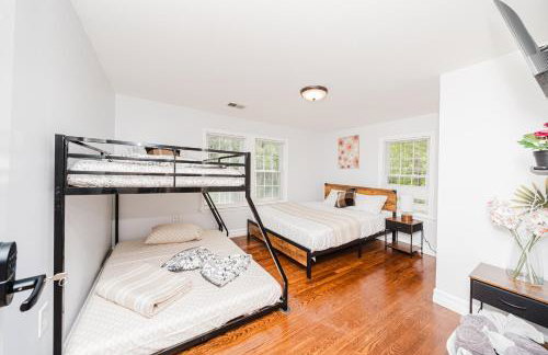 74L - 2BR Quincy - Cozy Couple Hideout near Wollaston Beach - Foto 23