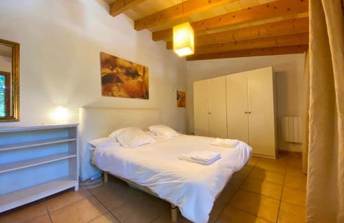 Fabulous Rustic Villa Set On Mountain With Unique Views - Foto 38