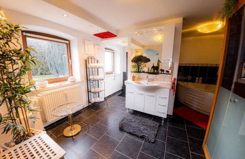 Yello Homes - Gemütliche und luxuriöse Wohnung - mit Sauna, Garten, und Heimkino für 6 Personen - Foto 34