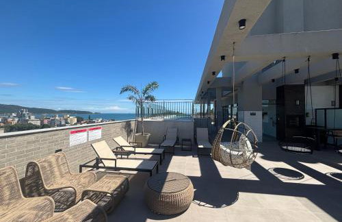 Apto com piscina aquecida perto do mar - Foto 5