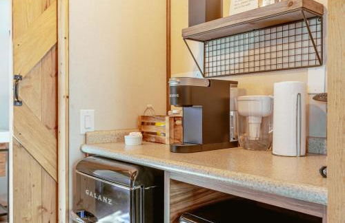 Premium Lakefront Cabin 2 The Magnolia - Foto 25