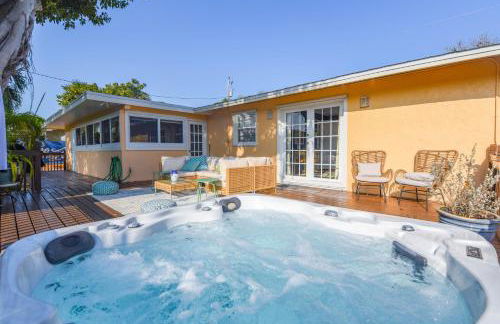 Marathon Vacation Home with Pool, Hot Tub & Movie Theater - Foto 39