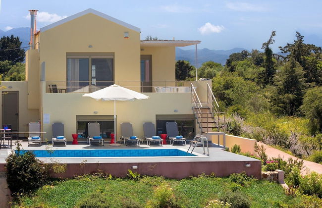 Villa Arda Large Private Pool Sea Views A C Wifi - 2425 - Photo 1