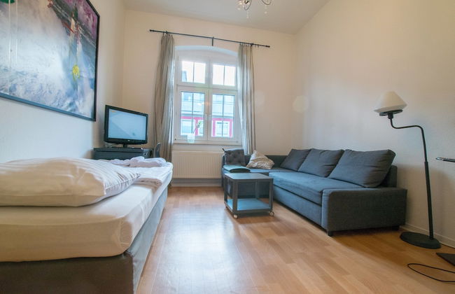 Big 2 Room City Apartment - Photo 6