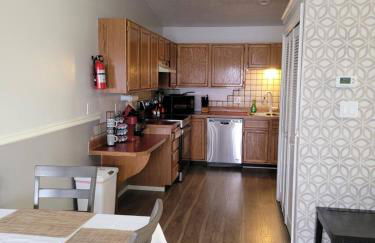 townhouse with jacuzzi and 1 car garage - Foto 8