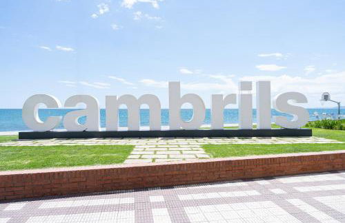 Magical 2BR Condo in the Heart of Cambrils - Photo 36