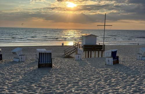 Westerland - Hochwertige und zentrale Ferienwohnung mit zwei sonnigen Balkonen - Foto 2