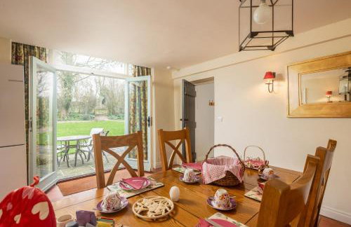 The Coach House at Noelles Cottages - Foto 22