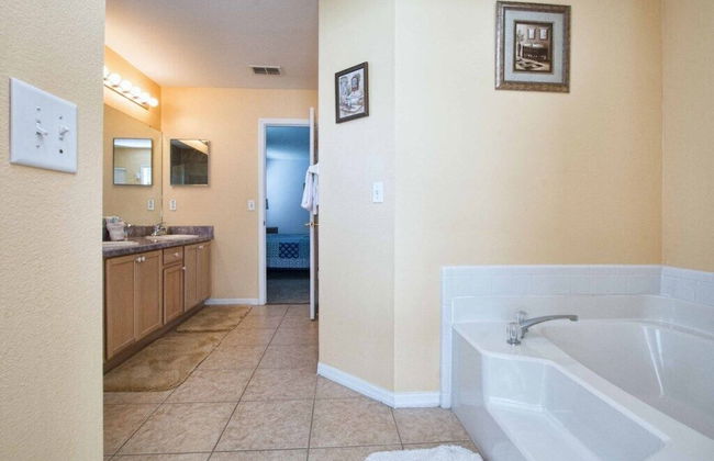 Indian Ridge- 4 Bedroom Pool Home- 2405IR 4 Home by RedAwning - Photo 12