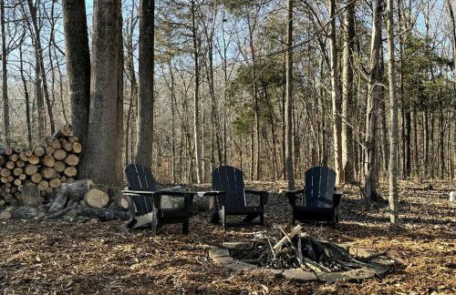Lakefront Cabin with Fire Pit in Carbondale, Illinois - Foto 7
