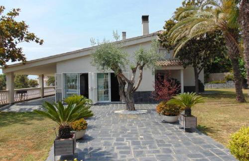 Basketball court, pool, BBQ, gardens, seaviews - Foto 67