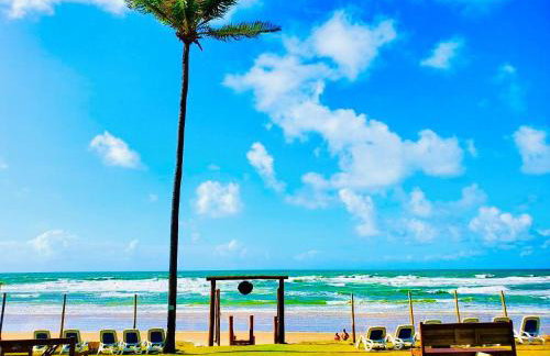 Apartamento amplo de frente para o mar em Resort - Foto 1