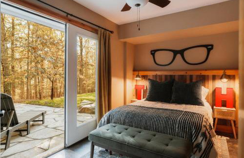 Secluded Catskills 3BR with Hot Tub & Roof Deck - Foto 13