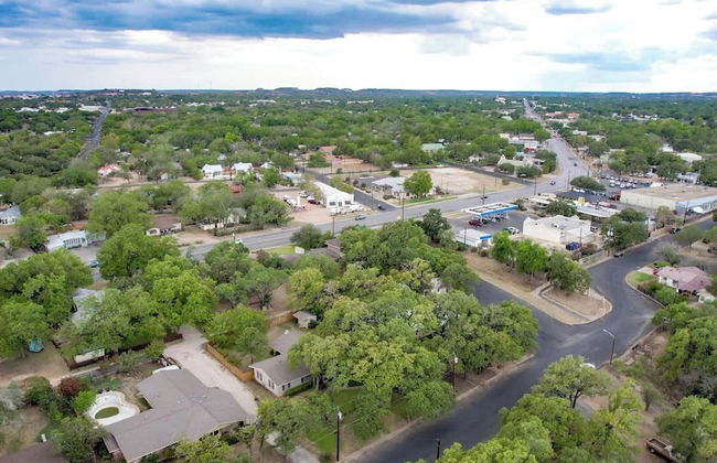 The Billie Goat Haus - Hot Tub -steps to Main St! - Foto 25