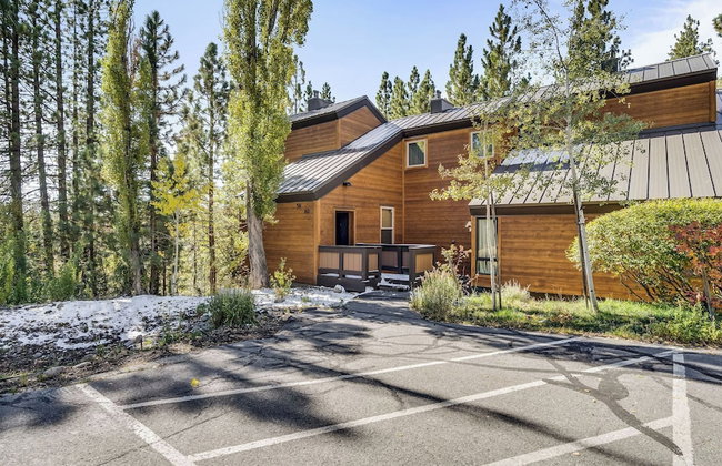 Pinegrove by Avantstay Beautiful Villas Condo Just Outside Tahoe City! - Foto 24
