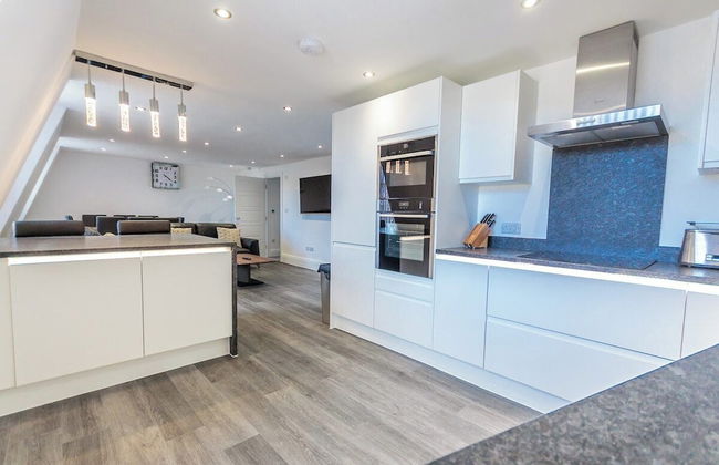 The Crescent by Pureserviced - Foto 73