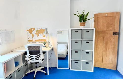 Redland's Fun & Colourful Artistic House - Foto 25