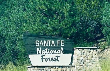 Romantic Escapes at this Riverside Cottage Rental on the Pecos River, New Mexico - Foto 10