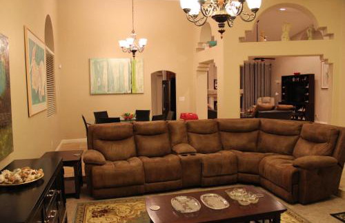 Arts, Fenced Private Pool, Fire World - Foto 22