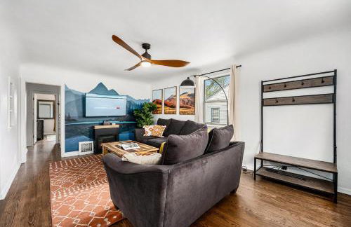 The ColoRadical Crashpad with Hot Tub & Fire Pit - Foto 11