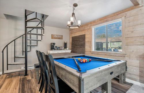 3BR Ski Resort Townhome-Sleeps 7 - Foto 17