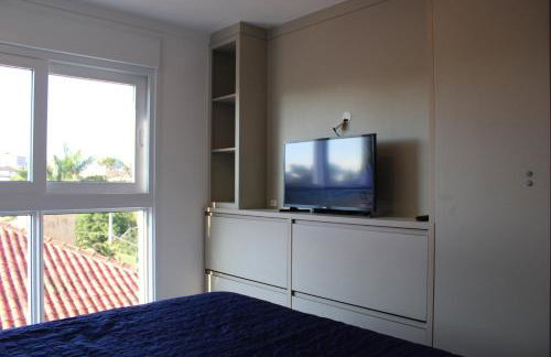 Apto de duas suítes com vista mar - 100 metros da praia em Canasvieiras - Foto 32