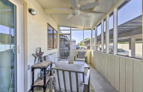 Steps to Dtwn Gilbert! Condo with Furnished Porch - Foto 1