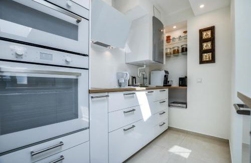 Stylisch und Schick, neue Wohnung, U-Bahn 2 Minuten - Photo 36